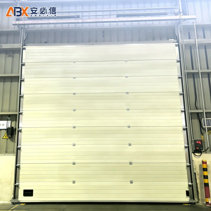 吐鲁番市铝板滑升门
